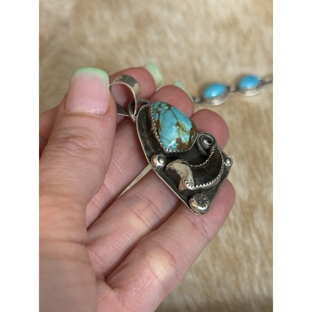 Native Southwest 925 Sterling Silver Number 8 Blue Turquoise Claw Pendant Signed - Picture 4 of 12